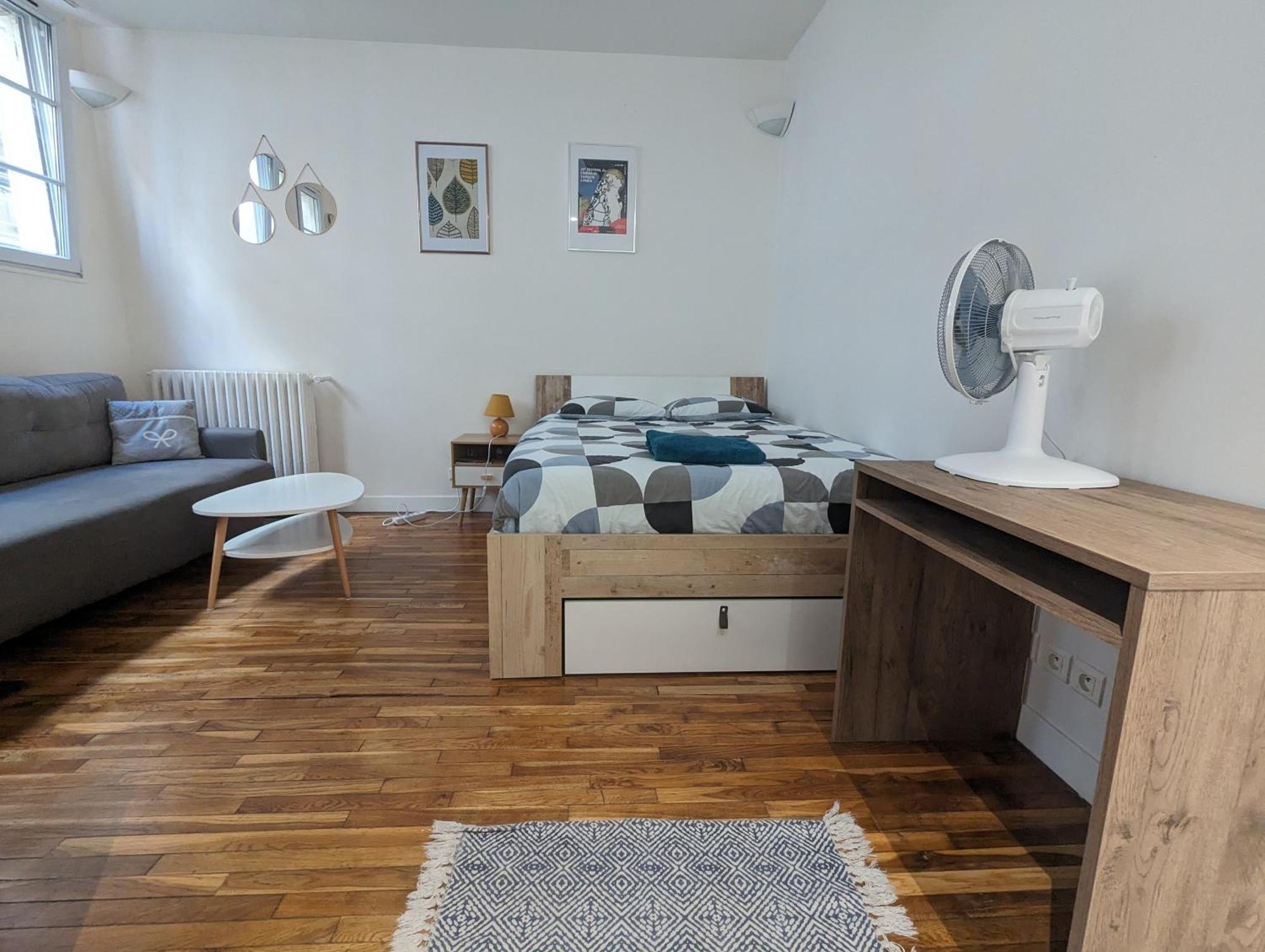 Studio Jaures - Equipped Studio Near Paris With Private Bathroom Montrouge Bagian luar foto