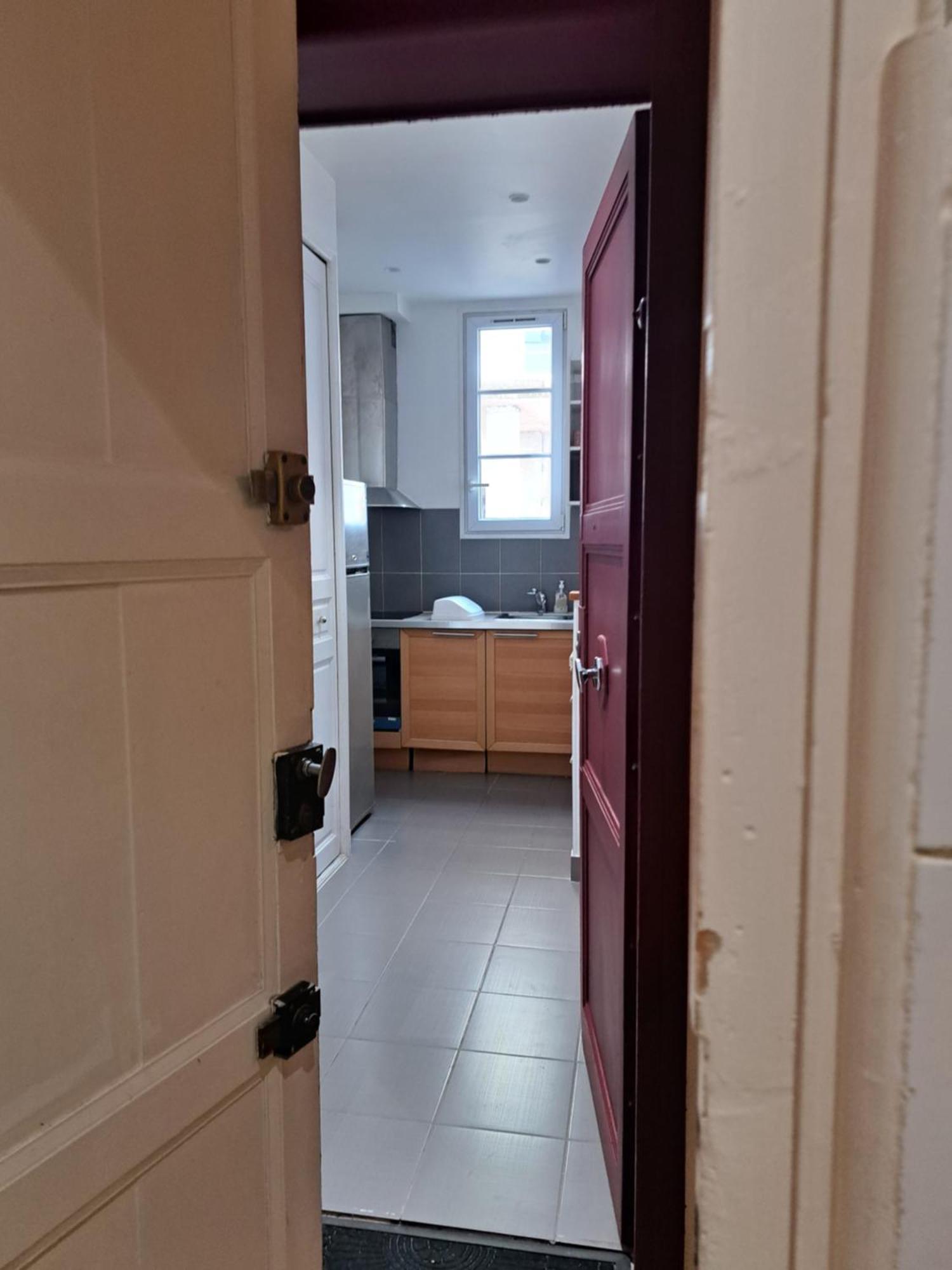 Studio Jaures - Equipped Studio Near Paris With Private Bathroom Montrouge Bagian luar foto