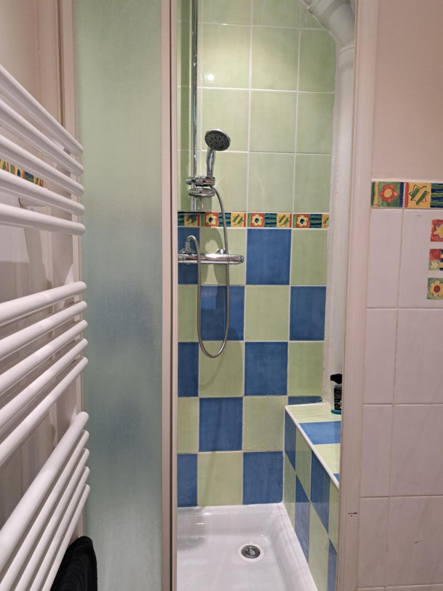 Studio Jaures - Equipped Studio Near Paris With Private Bathroom Montrouge Bagian luar foto